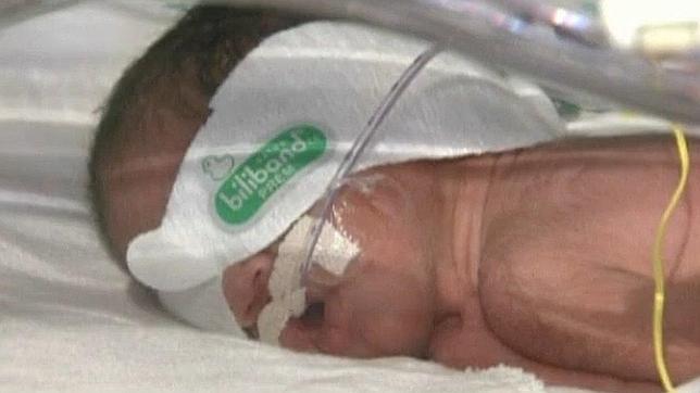 Una mujer estadounidense da a luz a dos parejas de gemelos