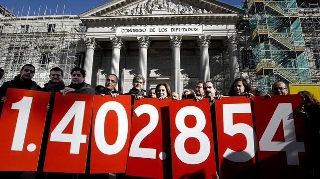 PP y PSOE pactan tramitar de urgencia la iniciativa contra los desahucios