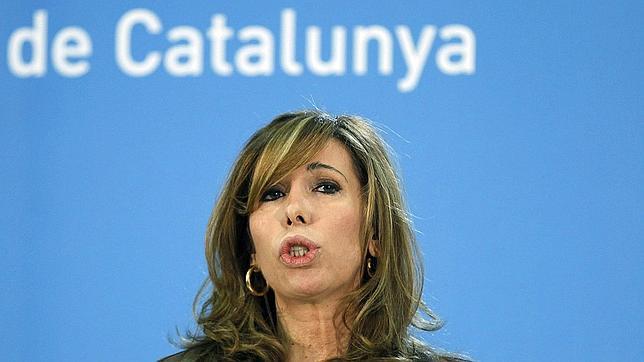 Camacho cree que ha sido espiada para destruir su carrera y el avance del PP en Cataluña
