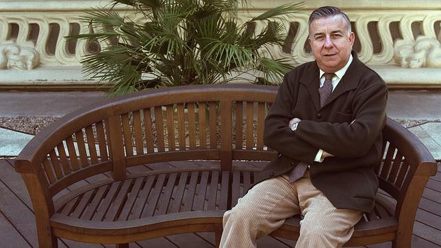 García del Busto, nuevo miembro de la Academia de Bellas Artes