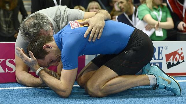 Un oro bañado en lágrimas para Renaud Lavillenie