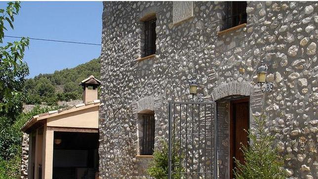 Vista lateral del molino rehabilitado