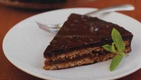 Ikea retira sus tartas de chocolate con almendras por contener bacterias fecales