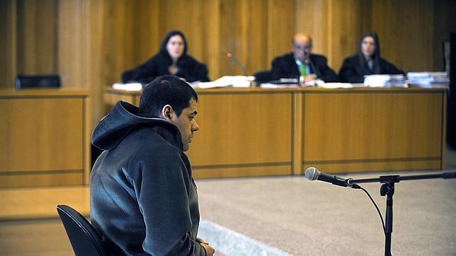 La cuidadora afirma que la madre sabía que su compañero era agresivo con los niños