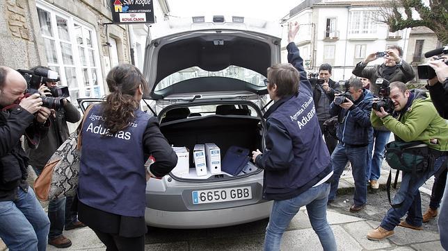 Aduanas registra de nuevo el Ayuntamiento de Santiago