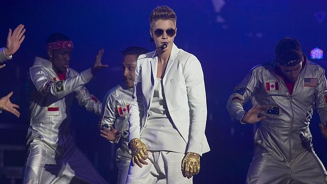 Justin pone a cien a las «beliebers»