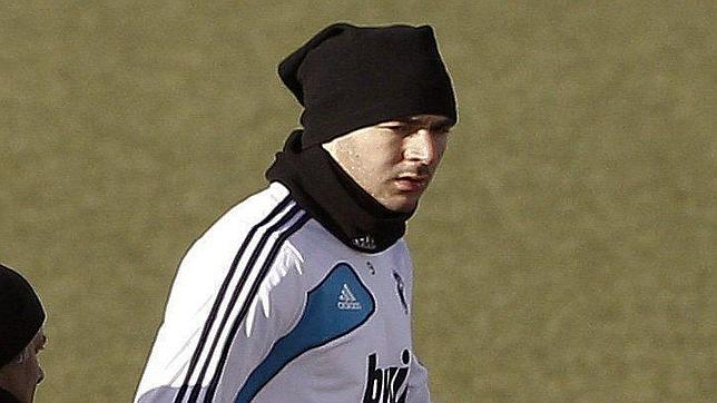 Benzema desea renovar en cuanto el Madrid se lo pida