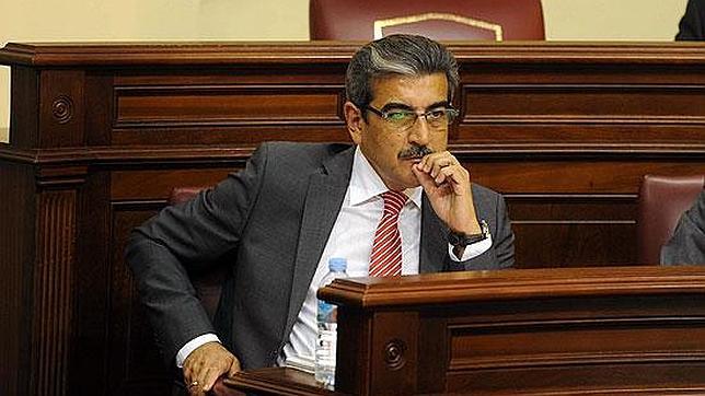 NC pide a Rivero «papeles y proyecto» y dejar de lado los «anuncios»