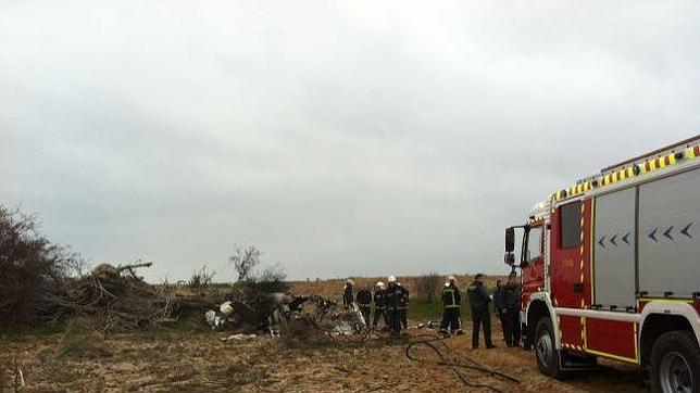 Muere un hombre tras estrellarse con su avioneta en El Álamo