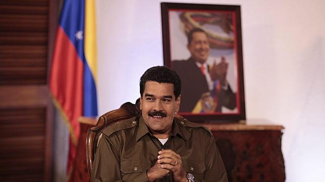 Maduro alerta a Obama de que hay un plan del Pentágono para asesinar a Capriles