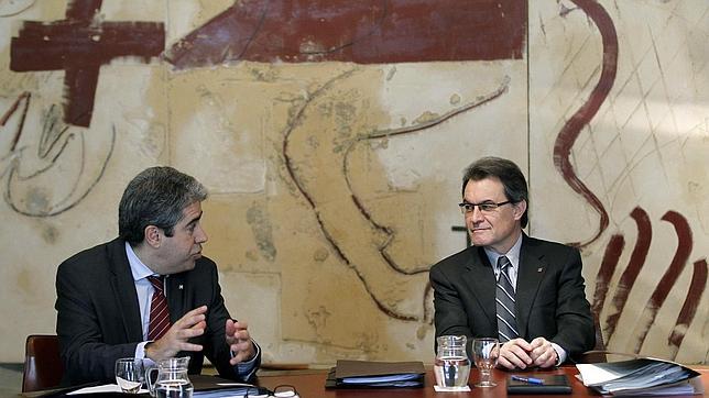 Artur Mas quiere diálogo, pero recurre al Constitucional cuatro normas españolas