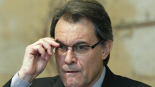 Mas ve un «resquicio» de diálogo con el Gobierno y no rechazaría el pacto fiscal