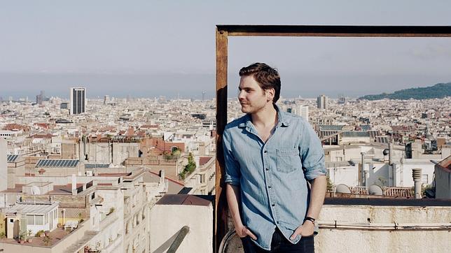 Daniel Brühl convierte en libro su amor por Barcelona