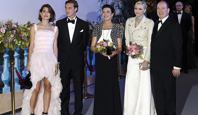 Carlota Casiraghi, protagonista del Baile de la Rosa en Mónaco
