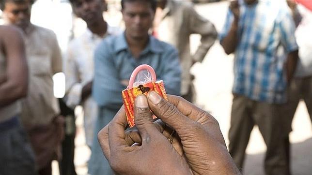 Bill Gates quiere financiar los condones del futuro