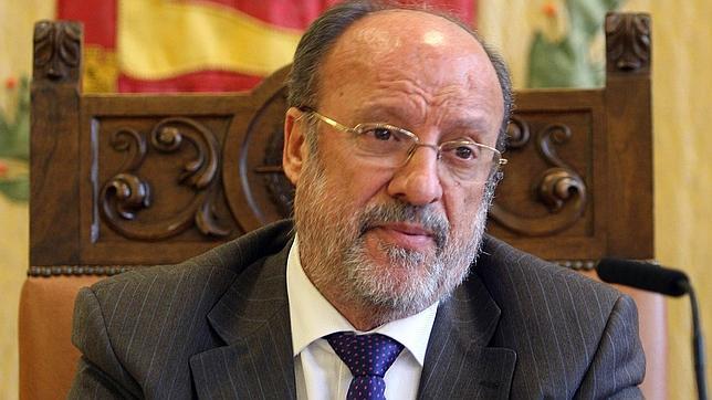 De la Riva: «Los vallisoletanos no lloran tanto como los andaluces, pero también sienten la suspensión de procesiones»