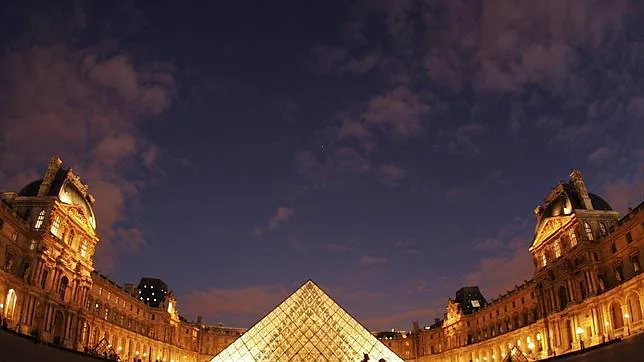 El Louvre arrasó como el museo más visitado del mundo en 2012