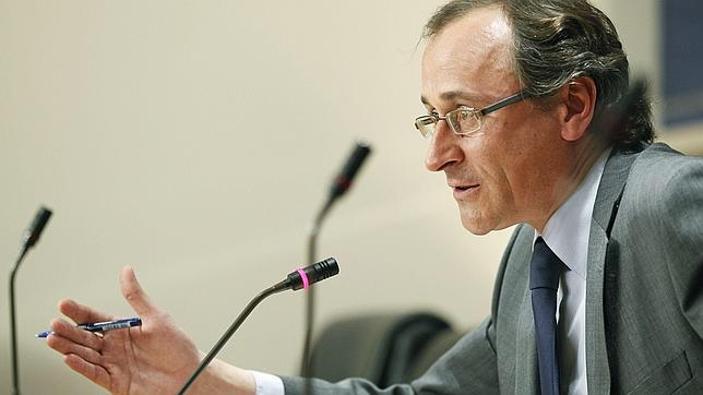 Alonso ve «deplorable» que algunos políticos amparen el acoso a miembros del PP