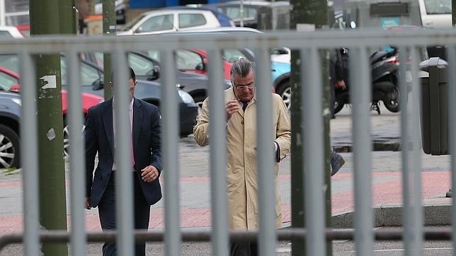 Bárcenas vuelve a negar que la letra de la presunta doble contabilidad del PP sea suya