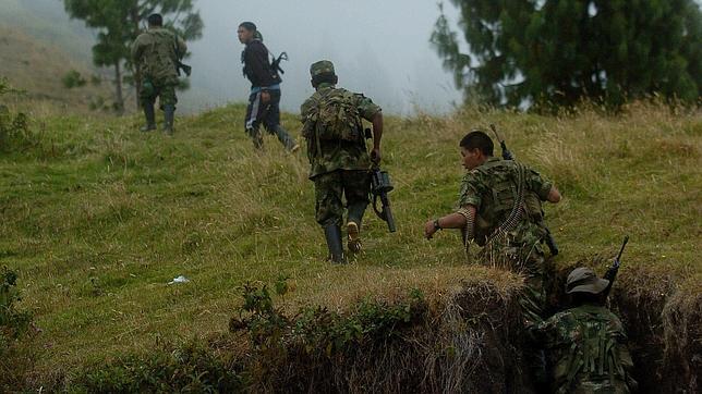 Las FARC se financian también con la extorsión a las compañías mineras