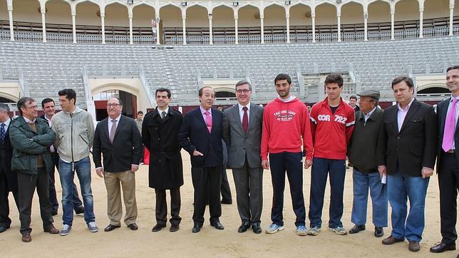 Marín presenta al mundo del toro los Premios Taurinos