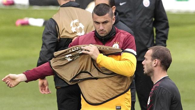 Fracasa el recurso del Galatasaray por Yilmaz