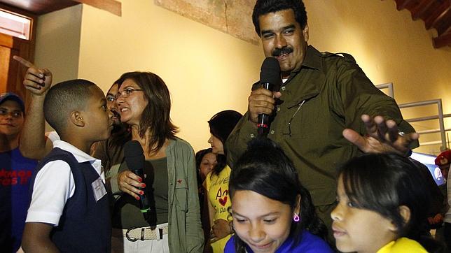 Maduro dice que Chávez se apareció en forma de «pajarito chiquitico» y lo bendijo