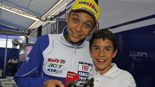 Cuando Marc Márquez pedía autógrafos a Valentino Rossi