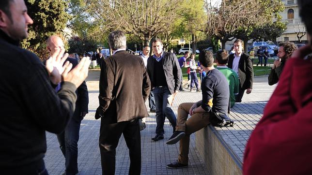 Albert Rivera destaca que la CUP recibe el «apoyo» de Arnaldo Otegi