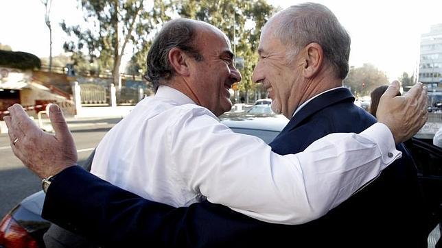 De Guindos insiste al juez en que no rechazó ningún plan de Rato para Bankia