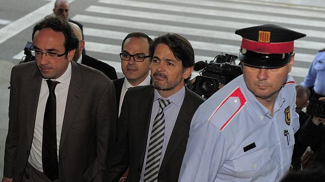 Oriol Pujol responde una primera ronda de preguntas «genéricas» del juez, el fiscal y su abogado