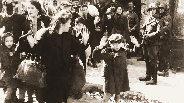 La desoladora y más conocida imagen del Gueto de Varsovia