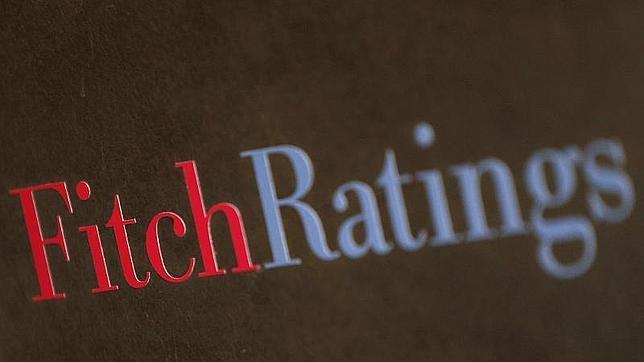 Fitch arrebata la «triple A» a Reino Unido