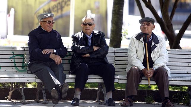 Galicia perdió casi 18.000 habitantes en 2012