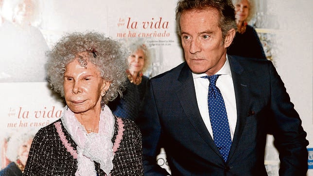 Los duques de Alba en una imagen del pasado 22 de abril de 2013