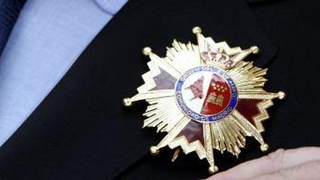 Aguirre, Casillas y el COE, distinguidos con medallas de Oro de la Comunidad de Madrid