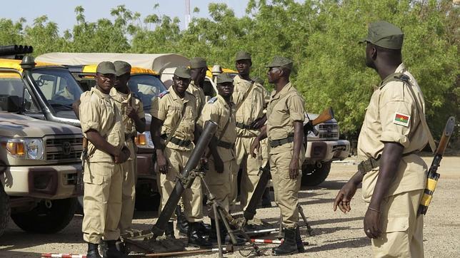 Francia se gasta en la guerra de Malí casi el doble de lo previsto