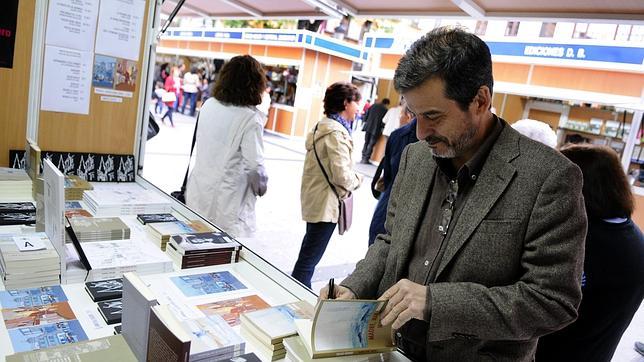 Zocodover se llena de libros, teatro y cultura durante todo el fin de semana