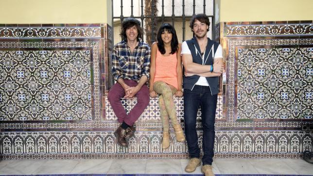 El «Daily Mirror» califica de sobresaliente la candidatura española para Eurovisión