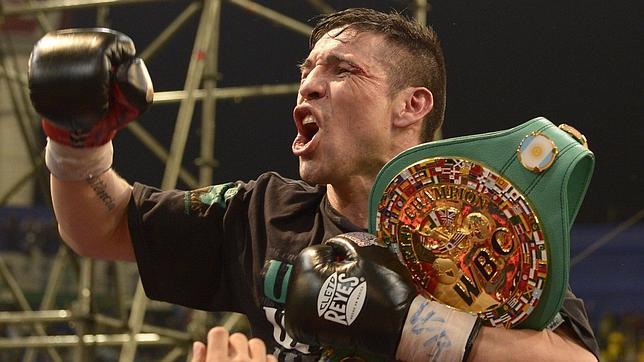 Sergio «Maravilla» Martínez retiene el título al ganar a los puntos a Murray