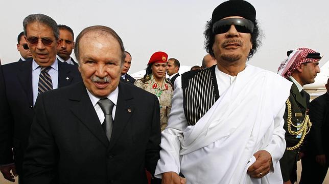 Buteflika sufre un accidente isquémico sin consecuencias graves