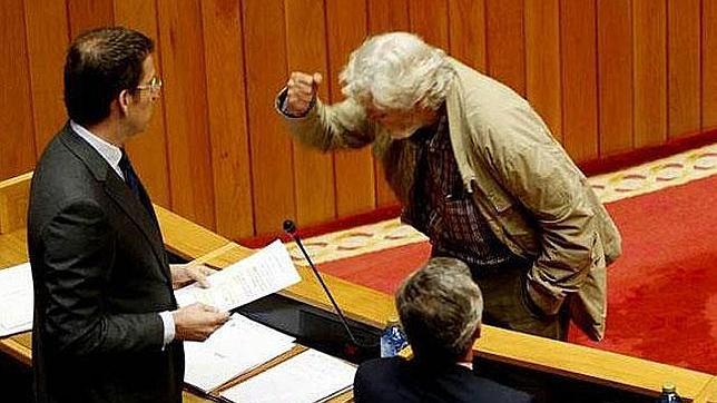 Beiras, del puñetazo al «reventón social»