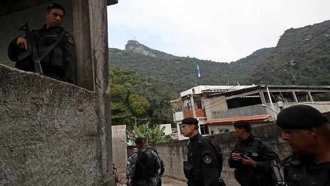 La Policía «ocupa» las favelas de Río de Janeiro ante la próxima visita del Papa