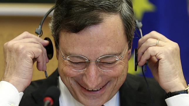 El BCE baja los tipos de interés al 0,5%, un mínimo histórico