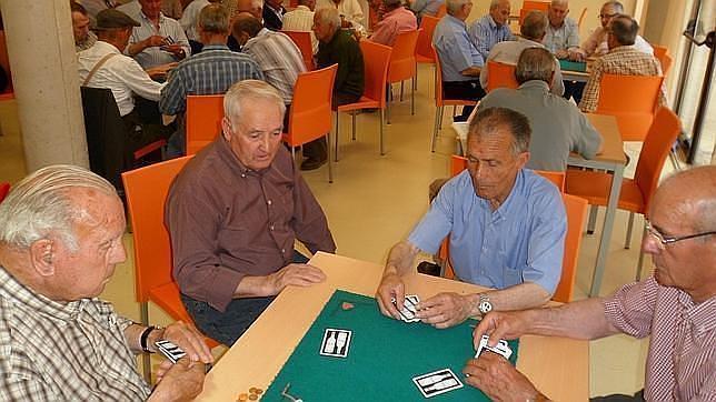 Economía ya prevé un ajuste anual de 2.000 millones en pensiones