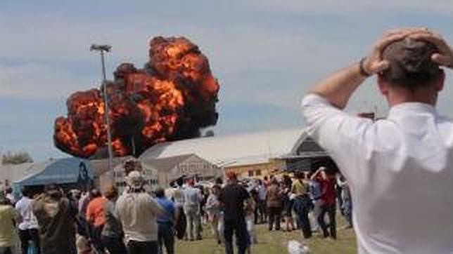 Los vecinos de Cuatro Vientos piden que el aeródromo se aleje de las viviendas