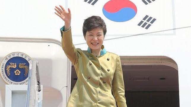 La presidenta de Corea del Sur debate con Obama las amenazas de Kim Jong-un