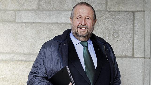 Orozco reconoce que Aduanas volcó información de su ordenador