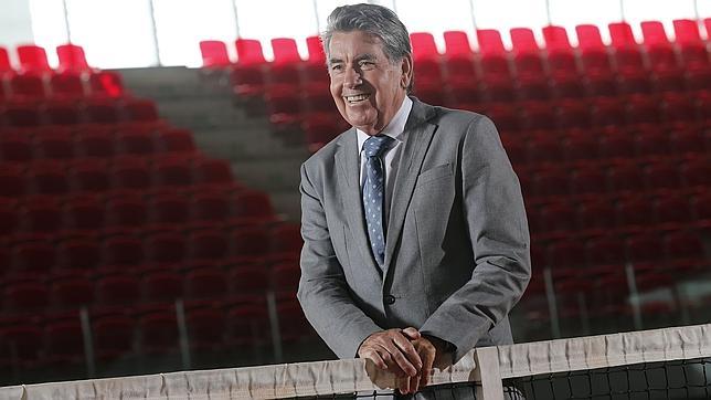 Santana: «Entro cada día a las ocho y me voy de madrugada»