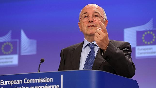 Almunia rehúsa reunirse con la delegación que vela por el naval